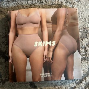 Skims Seamless Sculpt